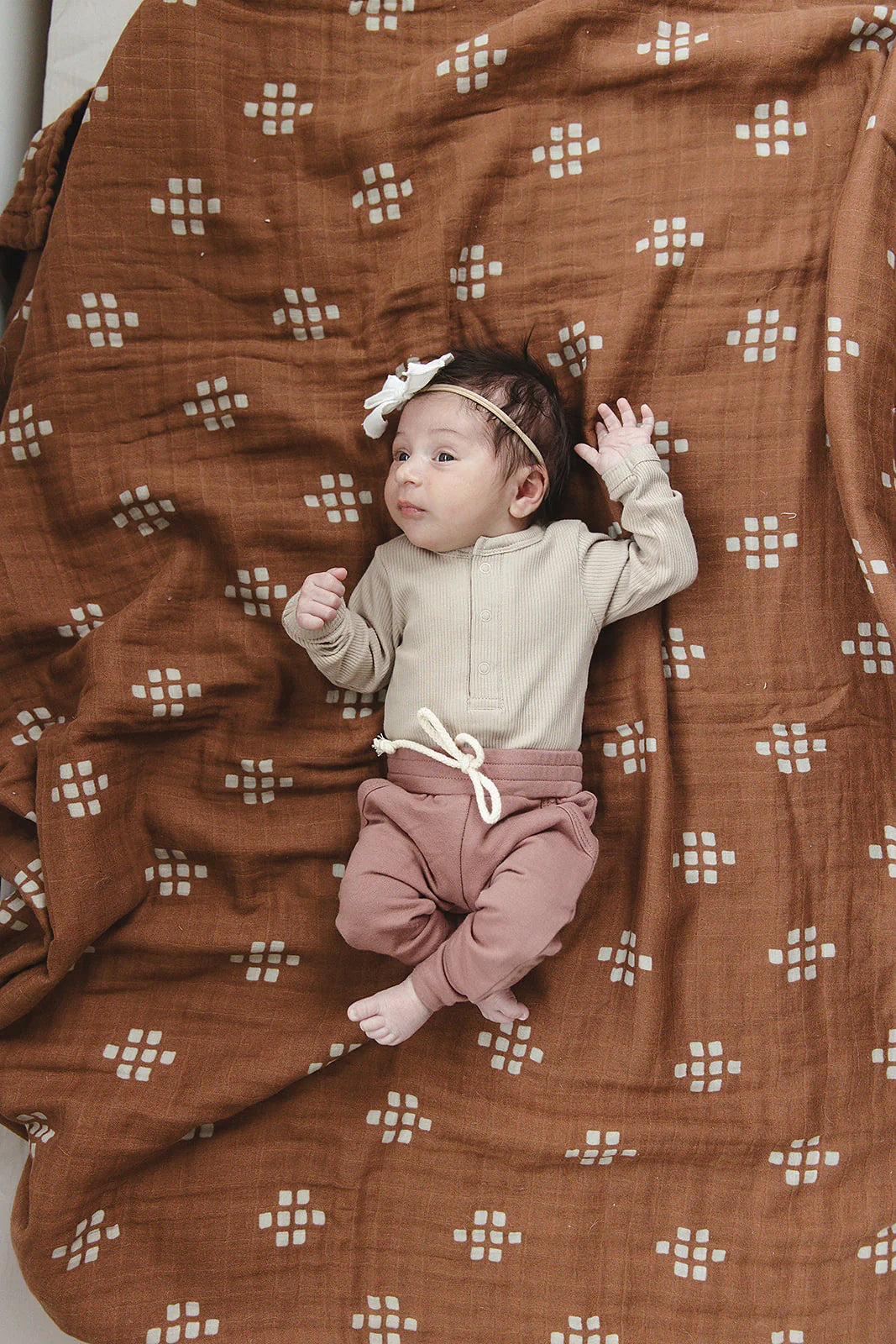 Oatmeal Organic Long Sleeve Bodysuit with Snaps