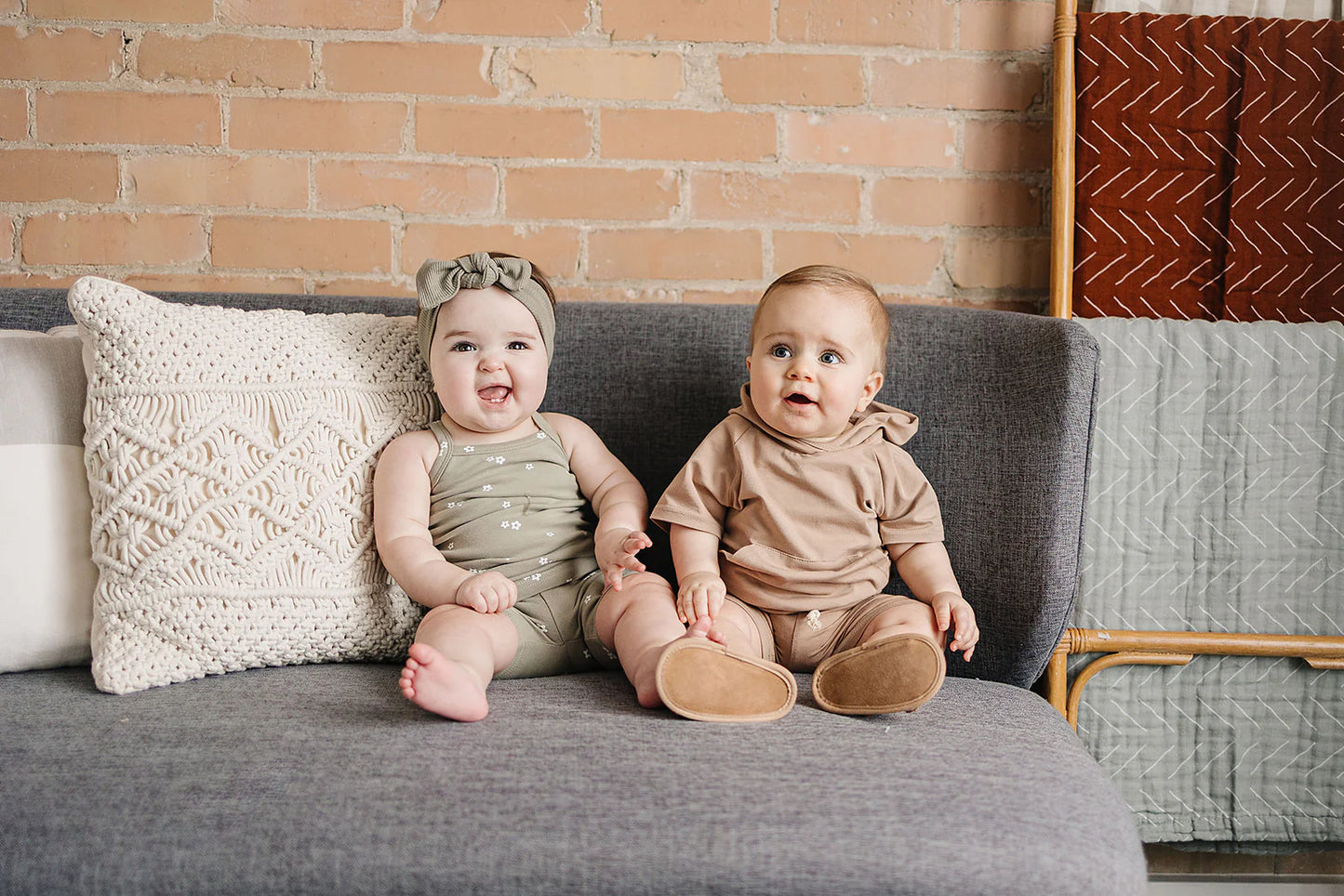 Sand Hooded Pocket Set