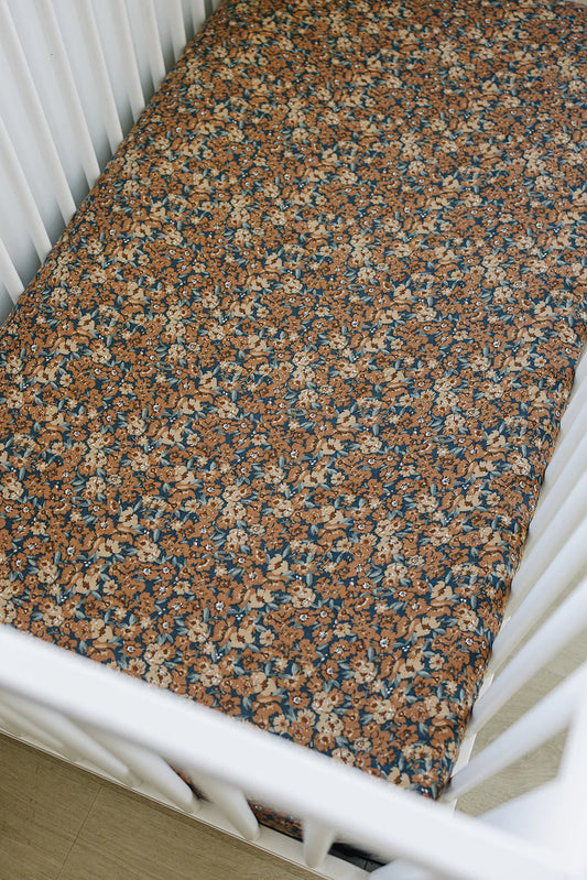 Venetian Muslin Crib Sheet