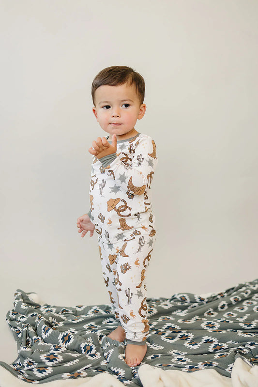 Southwest Aztec Bamboo Fleece Quilt