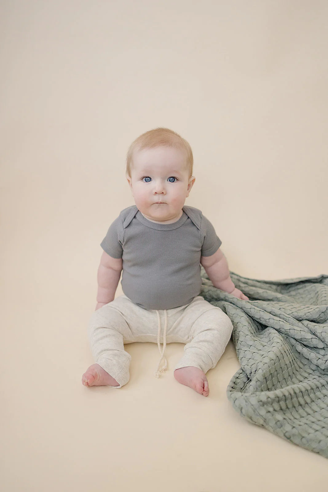 Grey Organic Cotton Short Sleeve Ribbed Bodysuit