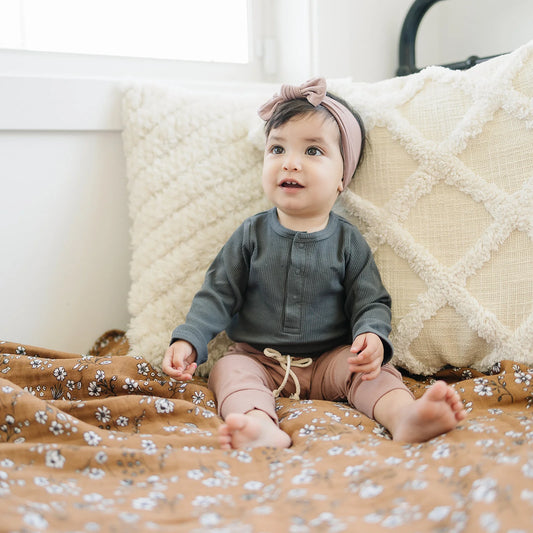 Charcoal Organic Long Sleeve Bodysuit with Snaps