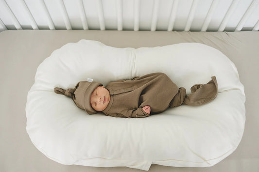 Ribbed Organic Cocoa Newborn Hat