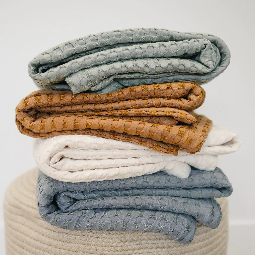 Bamboo Steel Waffle Quilt