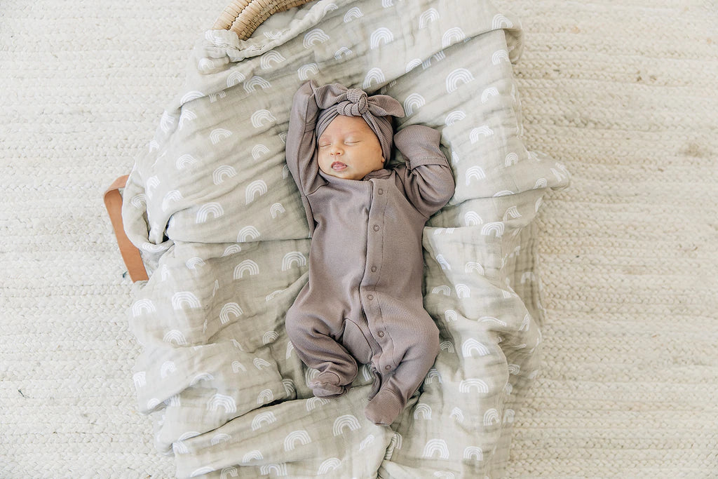 Sand Rainbow Muslin Quilt